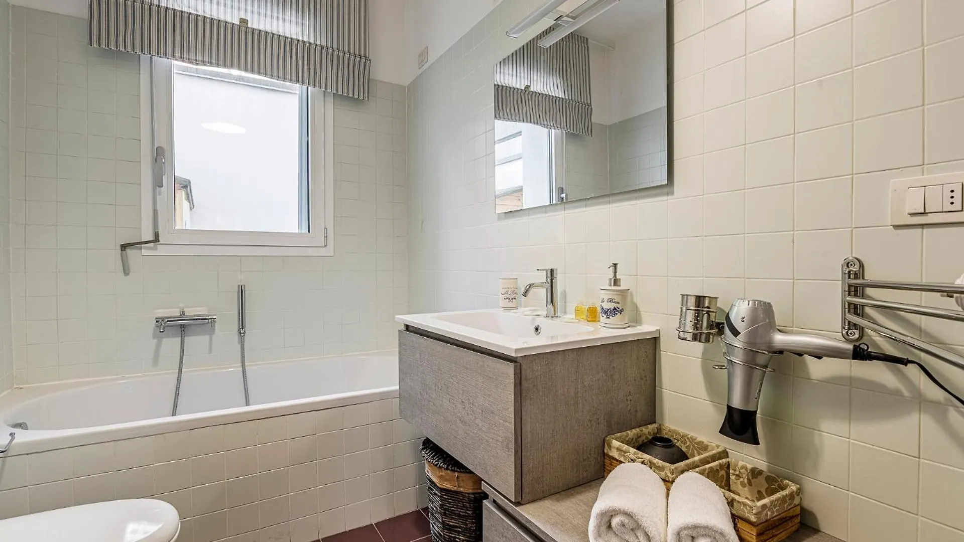 Cozy 1 Bedroom Apartment In Viale Monza 米兰